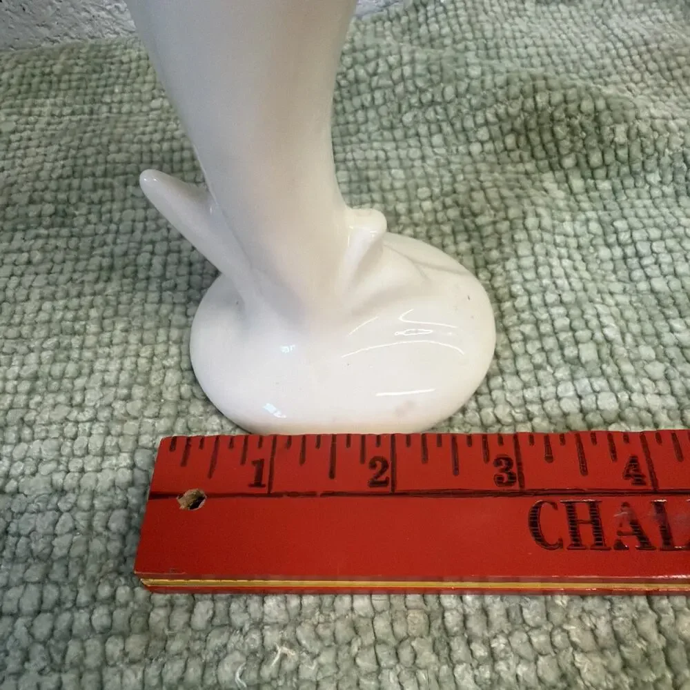 Vintage Ivory Pottery Bud Vase Mid Century Modern Abstract Sculptural 8 In 1980